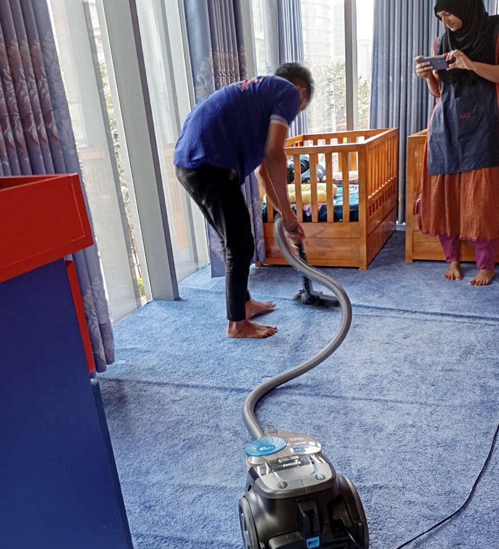 Vacuum Cleaning Vacuum Cleaning